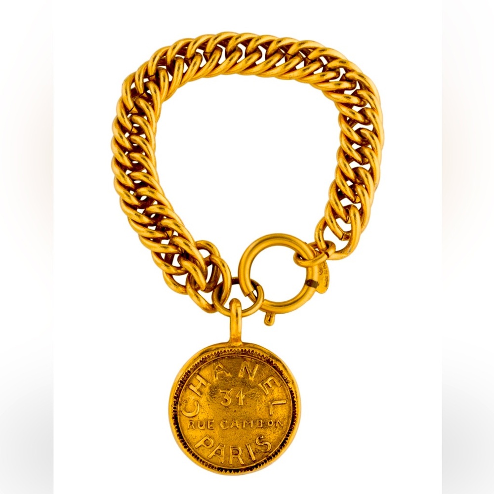 Chanel
Vintage 31 Rue Cambon Medallion Charm Bracelet